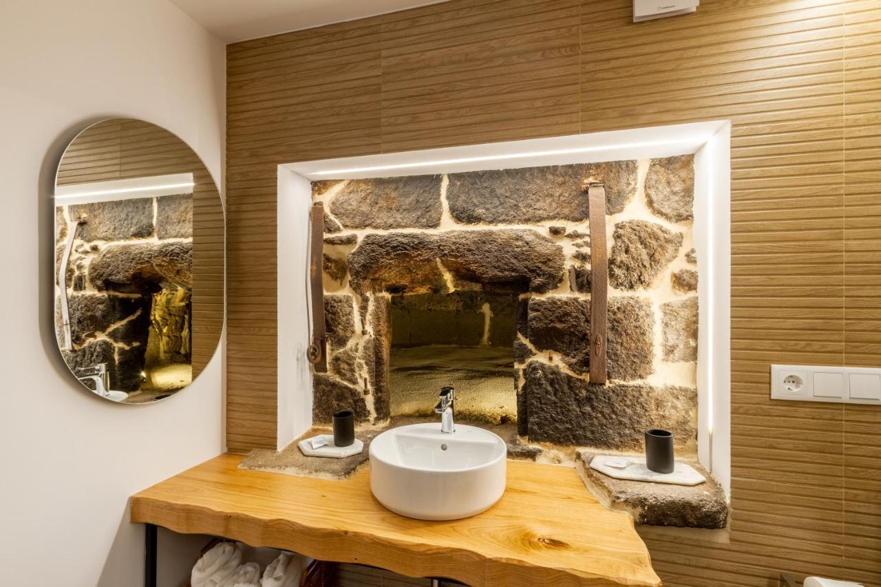 Alojamiento Turistico Caxide Parada De Sil Ribeira Sacra Exterior foto